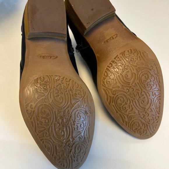 Clarks Collection Sz 7M Black Leather Ankle Booties #20701 Womens 2 Buckles Zip - Picture 4 of 5